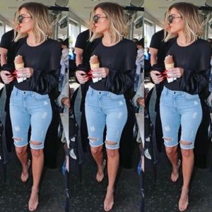 𝅺GOOD AMERICAN High Rise Light Wash Distressed Bermuda Jeans Denim Shorts 8